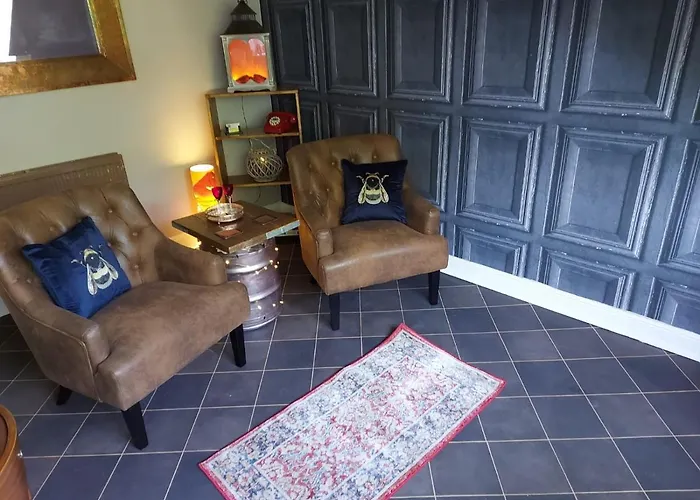 Trafalgar Retreat * スカーバラ