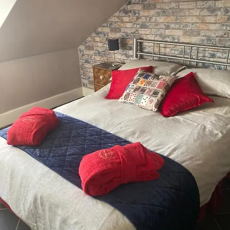 Trafalgar Retreat Apartment *