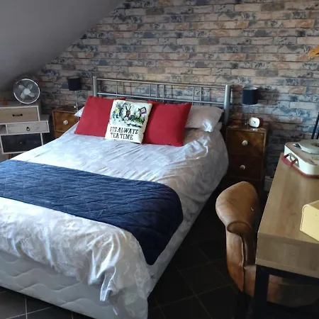 Trafalgar Retreat 스카버러